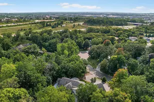 2520 Arbor Ct, Mendota Heights, MN 55120 - Photo 51