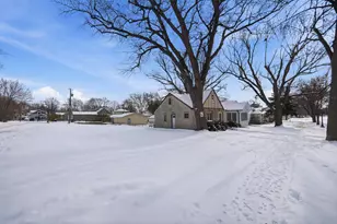 1380 Asbury St, Saint Paul, MN 55108 - Photo 25