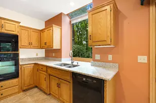 12068 Gantry Ln, Apple Valley, MN 55124 - Photo 17