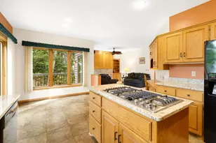 12068 Gantry Ln, Apple Valley, MN 55124 - Photo 19