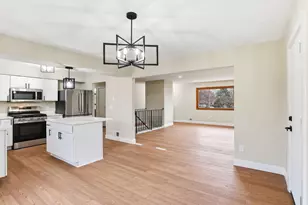 2506 Terrace Dr, Burnsville, MN 55337 - Photo 5