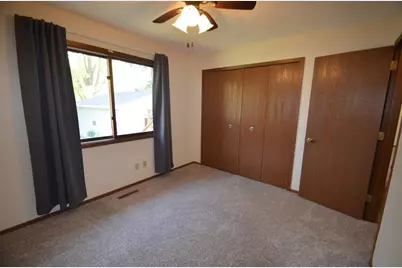 5040 Woodcrest Road, White Bear Lake, MN 55110 - Photo 11