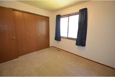 5040 Woodcrest Road, White Bear Lake, MN 55110 - Photo 13