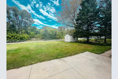 5040 Woodcrest Road, White Bear Lake, MN 55110 - Photo 31