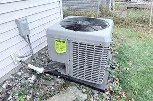 1569 Montana Ave E, Saint Paul, MN 55106 - Photo 15