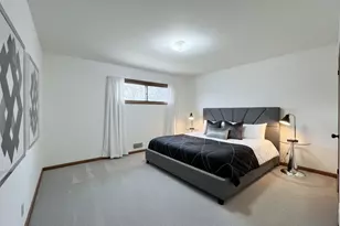 1569 Montana Ave E, Saint Paul, MN 55106 - Photo 9