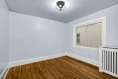 985 Charles Avenue, Saint Paul, MN 55104 - Photo 9