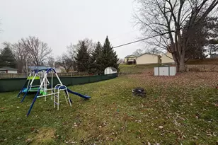 912 S Oak St, La Crescent, MN 55947 - Photo 11