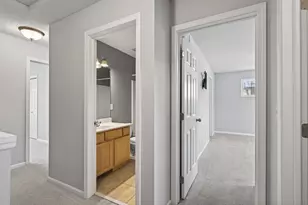 1667 Arona St, Falcon Heights, MN 55108 - Photo 21