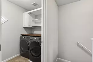 1667 Arona St, Falcon Heights, MN 55108 - Photo 39