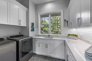 1595 Locust Hills Cir, Wayzata, MN 55391 - Photo 15