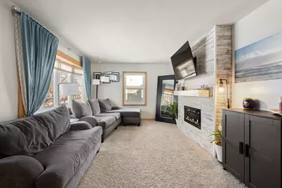 719 Truman Avenue, Owatonna, MN 55060 - Photo 3