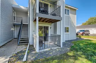 1713 Fulham St, Saint Paul, MN 55113 - Photo 1