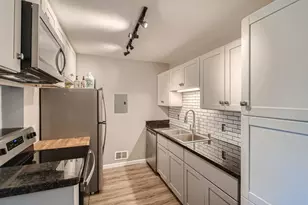 1713 Fulham St, Saint Paul, MN 55113 - Photo 5