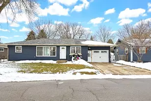 508 Elaine Ave, Marshall, MN 56258 - Photo 1