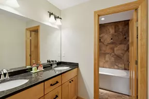 2304 Britwood Ln SW, Rochester, MN 55902 - Photo 51