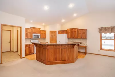 126 Acorn Avenue NW, New London, MN 56273 - Photo 9