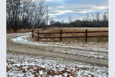 10496 160th Street NE, Thief River Falls, MN 56701 - Photo 9