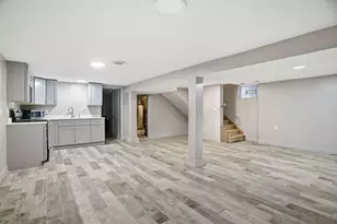 1201 6th St E, Saint Paul, MN 55106 - Photo 7