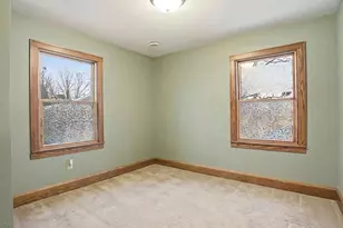 1201 6th St E, Saint Paul, MN 55106 - Photo 11