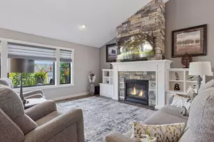 203 Vista Cir, River Falls, WI 54022 - Photo 17