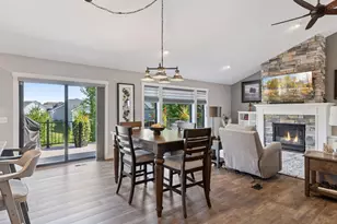 203 Vista Cir, River Falls, WI 54022 - Photo 19