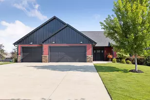 203 Vista Cir, River Falls, WI 54022 - Photo 41