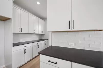 10577 Minnesota Lane N, Maple Grove, MN 55369 - Photo 3