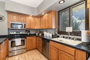 1004 College Ave, Red Wing, MN 55066 - Photo 13