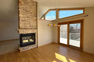 912 Aurora Cir, Red Wing, MN 55066 - Photo 13