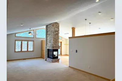 912 Aurora Circle, Red Wing, MN 55066 - Photo 7