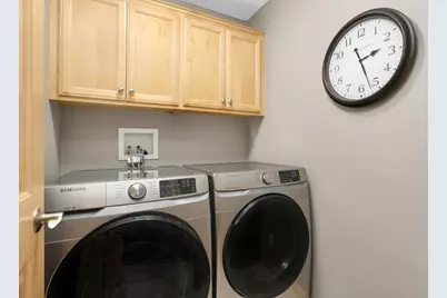 3190 Frontier Drive, Woodbury, MN 55129 - Photo 17