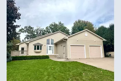 732 Hi Park Avenue, Red Wing, MN 55066 - Photo 1