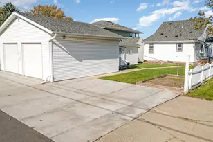 1815 Grandview Ave, Red Wing, MN 55066 - Photo 39