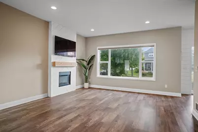 2908 Mark Twain Drive, Chaska, MN 55318 - Photo 7