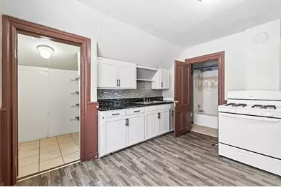 387 Jenks Avenue, Saint Paul, MN 55130 - Photo 11