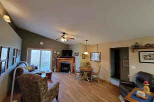 6827 22nd St N, Saint Cloud, MN 56303 - Photo 23