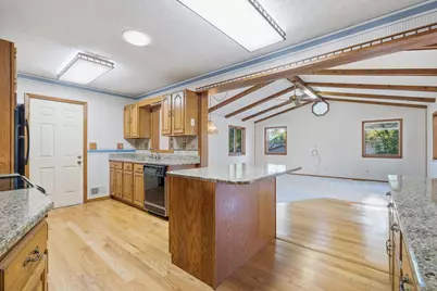 3824 Gettysburg Avenue N, New Hope, MN 55427 - Photo 7