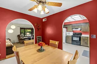 8135 Long Lake Rd, Mounds View, MN 55112 - Photo 9