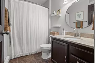 2390 58th Ave S, Fargo, ND 58104 - Photo 11