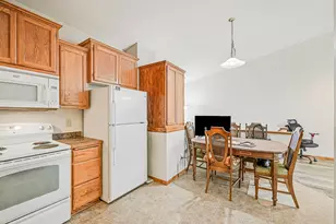 9106 Orchard Cir, Monticello, MN 55362 - Photo 7