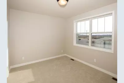 17940 Greenwich Way, Lakeville, MN 55044 - Photo 11