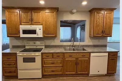 1405 9th Street, Clarkfield, MN 56223 - Photo 5