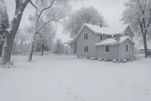 725 110th St, Sherburn, MN 56171 - Photo 5