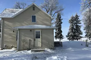 725 110th St, Sherburn, MN 56171 - Photo 21