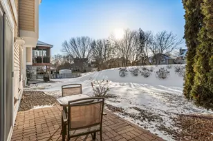 824 Winterberry Dr, Woodbury, MN 55125 - Photo 37