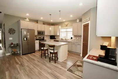 204 Pine Street SW, New London, MN 56273 - Photo 9