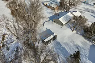 204 Pine St SW, New London, MN 56273 - Photo 5