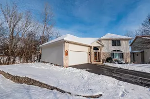 6492 Bordeaux Ct, Inver Grove Heights, MN 55076 - Photo 23