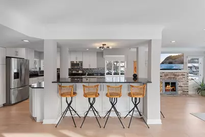 5325 Twin Lake Boulevard E, Brooklyn Center, MN 55429 - Photo 5